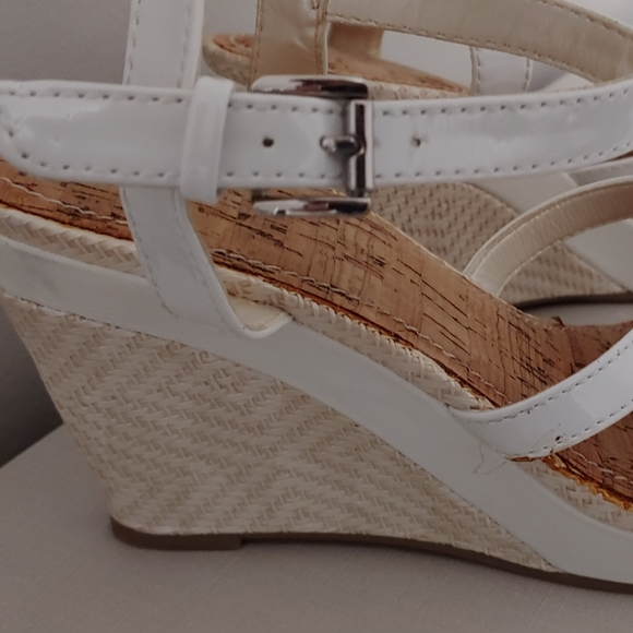 White wedge espadrilles - Picture 7 of 7